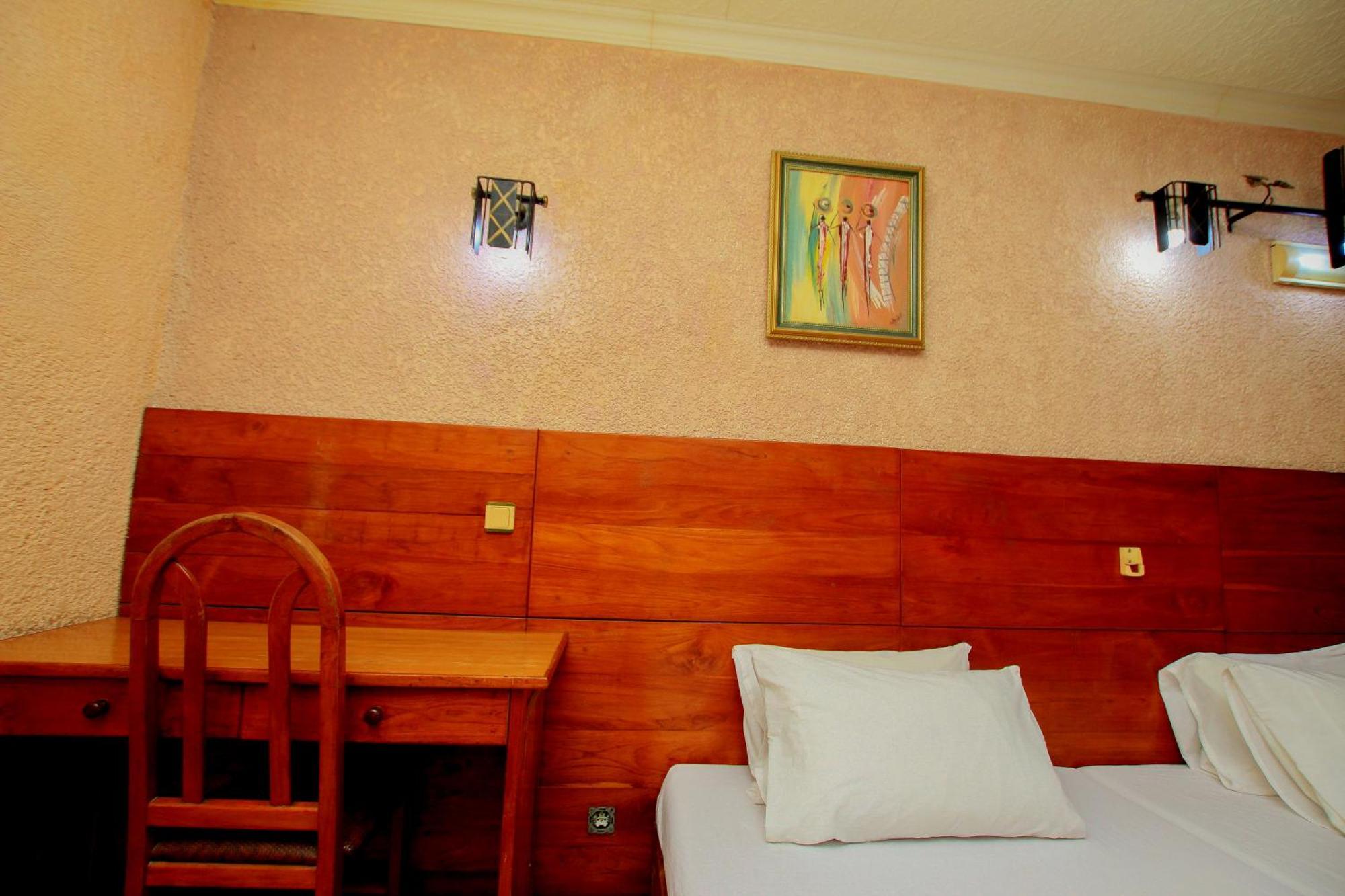 קוטונו Hotel Le Prince מראה חיצוני תמונה